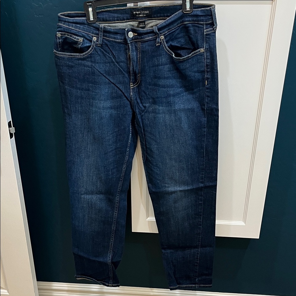 Banana Republic “girlfriend Jean” dark blue denim jeans